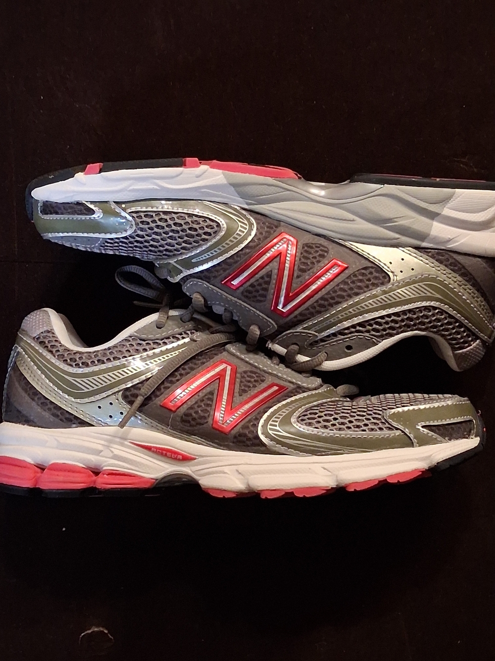 New Balance Women's 770 V3 Gray with Pink Accent Athletic Running Shoes